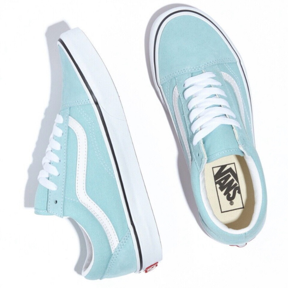 Women's Size 7.5 Light Blue Vans